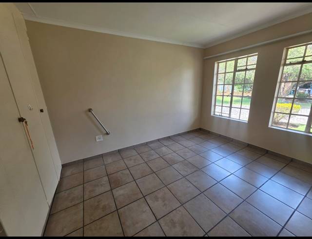 1 BEDROOM TOWNHOUSE FOR SALE IN THREE RIVERS